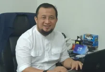 FIFGROUP Kendari Kampanyekan Haji Muda dengan AMITRA Branch Manager FIFGROUP Cabang Kendari Amir AR Mattola