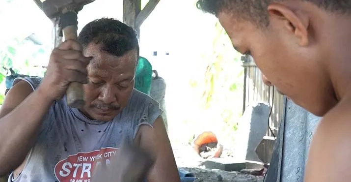 Pulau Binongko, Negeri Pandai Besi yang Melegenda