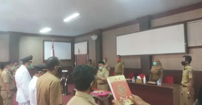 Sekda Kolaka Lantik 18 Pejabat Administrator