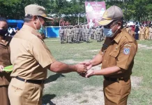 Pemkab Mubar Serahkan Mobil Operasional Antar Jemput Akseptor KB Pemkab Mubar Serahkan Mobil Operasional Antar Jemput Akseptor KB