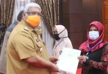 15.000 Warga Sultra Terima Sertifikat Tanah 1.500 Warga Sultra Terima Sertifikat Tanah