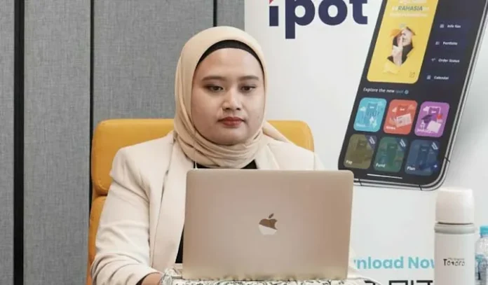 Head of Marketing PT Indo Premier Sekuritas, Paramita Sari