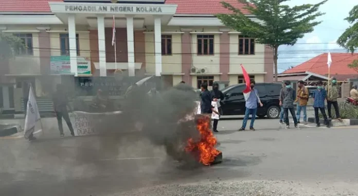 HIPPMA Demo DPRD Tuntut Rapat Dengar Pendapat dengan PT AMI
