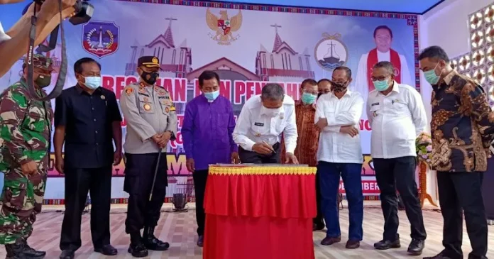 Peresmian Gedung GEPSULTRA Kolaka, Bupati Ingatkan Prokes Covid-19