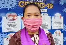 Natal Saat Pandemi, Ibadah di Gereja Immanuel Kendari Dibagi 3 Sesi Majelis Gepsultra Jemaat Immanuel Kendari Rahel Rapa