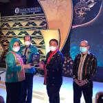 Pemda Muna Sabet BI Sultra Award 2020 untuk Kedua Kalinya Pemda Muna Sabet BI Sultra Award 2020 untuk Kedua Kalinya