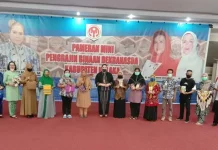 Dekranasda Sultra Dorong Pengrajin di Kolaka Manfaatkan Teknologi Digital Dekranasda Sultra Dorong Pengrajin di Kolaka Manfaatkan Teknologi Digital