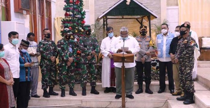 Gubernur Pantau Pelaksanaan Malam Natal di Kendari