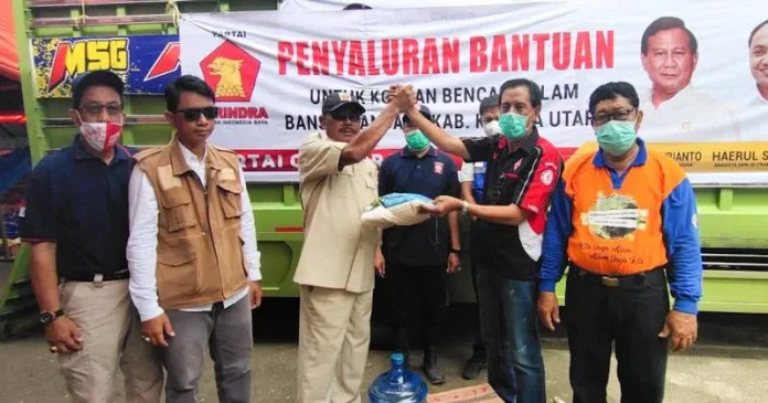 Legislator Gerindra Bantu Korban Banjir Bandang di Kolut
