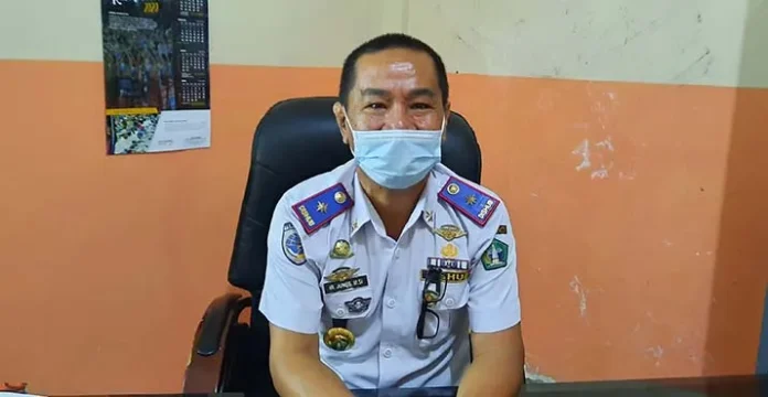 Kepala Dinas Perhubungan (Dishub) Kolut, Junus