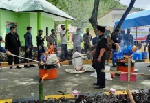 Kajari Kolut Musnahkan Barang Bukti dari 53 Perkara Pidum Kajari Kolut Musnahkan Barang Bukti dari 53 Perkara Pidum