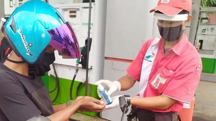 Jamin Kenyamanan Konsumen di SPBU, Pertamina Terapkan Prokes Covid-19