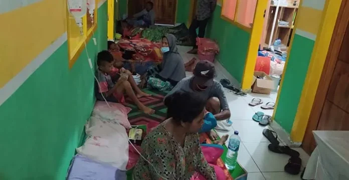 Hadiri Acara Pernikahan, Ratusan Warga di Buton Diduga Keracunan Makanan