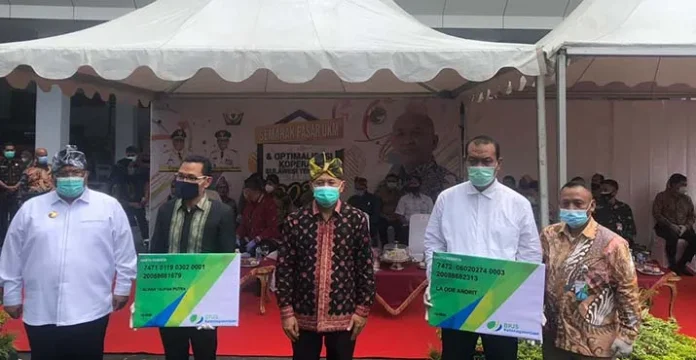 menkkopumk Kemenkop Gandeng BPJamsostek Lindungi Pekerja Koperasi dan UMKM di Sultra