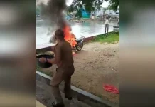 Satu Motor Terbakar di Baubau, Diduga Korsleting Kabel Busi Satu Motor Terbakar di Baubau, Diduga Korsleting Kabel Busi