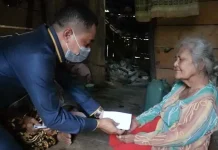 Momen Natal Dua Kakak Beradik Lansia di Tengah Keterbatasan Fisik Momen Natal Dua Kakak Beradik Lansia di Tengah Keterbatasan Fisik