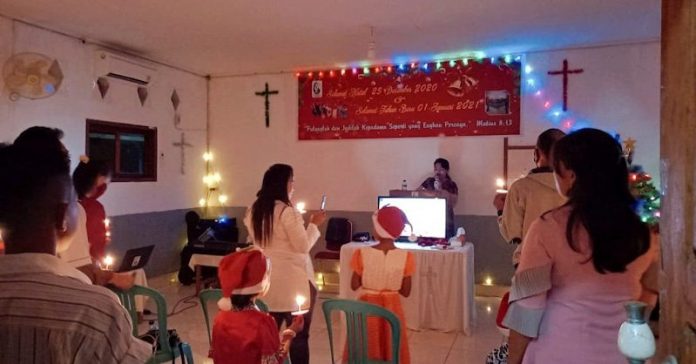 Misa Malam Natal di Butur Berlangsung Khidmat