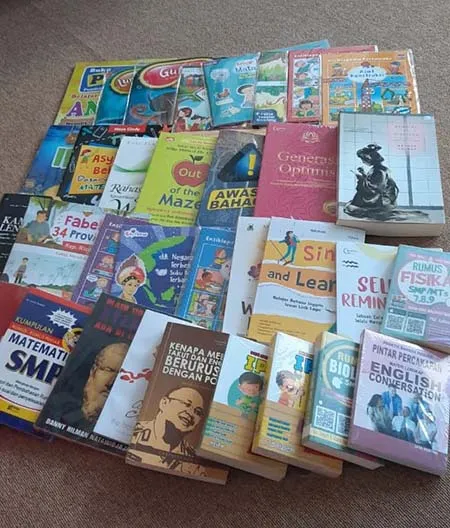 Berkunjung di Polsek Mandonga Kini Bisa Sambil Baca Buku