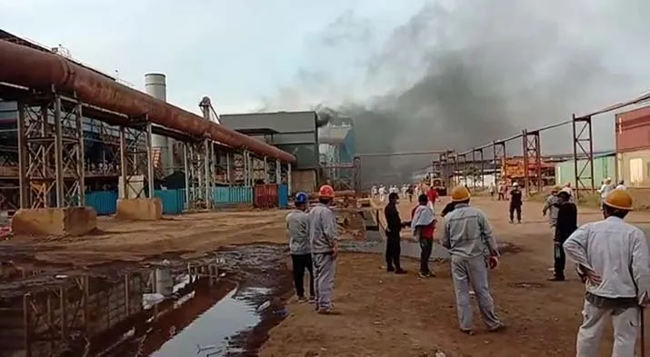 Unjuk Rasa, Pabrik Smelter Hingga Alat Berat Virtue Dibakar 