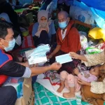 Pertamina Bagikan Masker untuk Pengungsi di Mamuju dan Majene Pertamina Bagikan Masker untuk Pengungsi di Mamuju dan Majene