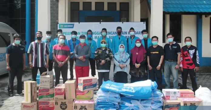 IAIN kendari Salurkan Bantuan untuk Korban Gempa Sulbar