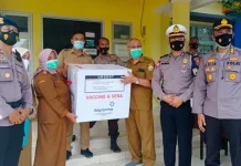 12.280 Vaksin Sinovac China Didistribusikan ke Kota Kendari dan Konawe 12.280 Vaksin Sinovac China Distribusikan ke Kota Kendari dan Konawe