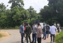 Warga Persoalkan Pembangunan MCK di Embung Kasimpa Jaya Mubar Warga Persoalkan Pembangunan MCK di Embung Kasimpa Jaya Mubar