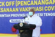 Ali Mazi Berterima Kasih kepada Penerima Vaksin Covid-19 Perdana Gubernur Sulawesi Tenggara (Sultra) Ali Mazi