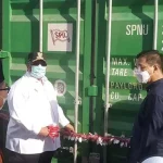 Gubernur Sultra Lepas Ekspor 48 Ton Jambu Mete ke Vietnam Gubernur Sultra Lepas Ekspor 48 Ton Jambu Mete ke Vietnam