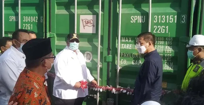 Gubernur Sultra Lepas Ekspor 48 Ton Jambu Mete ke Vietnam