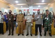 BPN Konawe Serahkan 1.203 Sertifikat Tanah Warga BPN Konawe Serahkan 1.203 Sertifikat Tanah Warga