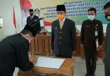 Tingkatkan Kinerja Pengadaan di Buton, Lima Pejabat Fungsional Dilantik Tingkatkan Kinerja Pengadaan di Buton, Lima Pejabat Fungsional Dilantik