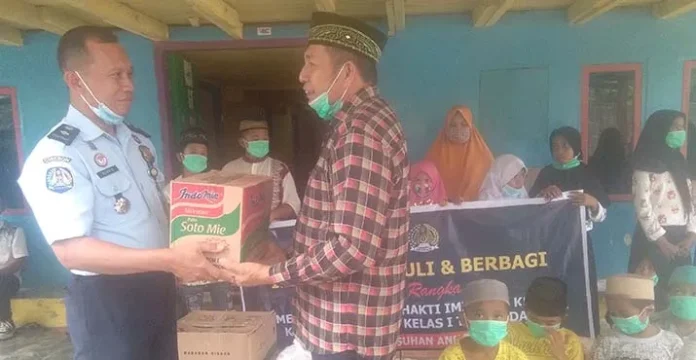 Sambut Hari Bakti ke 71, Kantor Imigrasi Kendari Salurkan Bantuan ke Panti Asuhan