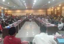 Relokasi Kapal Kayu Wawonii ke Terminal Pelabuhan Wanci Dipastikan Batal Relokasi Kapal Kayu Wawonii ke Terminal Pelabuhan Wanci Dipastikan Batal