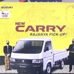 Suzuki Luncurkan Carry Pick Up dengan Tampilan Baru Suzuki Luncurkan Carry Pick Up dengan Tampilan Baru