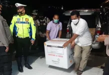 Mubar Terima 1.560 Dosis Vaksin, Ratusan Nakes dan 10 Pejabat Divaksin Pertama Mubar Terima 1.560 Dosis Vaksin, Ratusan Nakes dan 10 Pejabat Divaksin Pertama