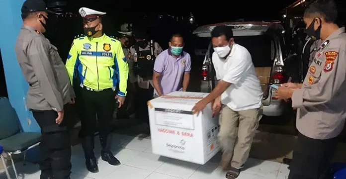 Mubar Terima 1.560 Dosis Vaksin, Ratusan Nakes dan 10 Pejabat Divaksin Pertama