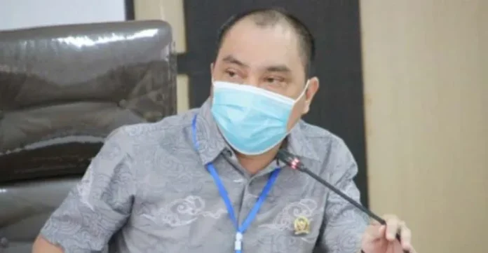 Ketua Komisi II DPRD Kota Kendari Andi Silolipu