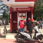 Pertashop Mudahkan Warga Horodopi Koltim Dapat BBM Pertashop Mudahkan Warga Horodopi Koltim Dapat BBM