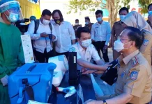 Tiga Pejabat Utama di Konsel Batal Disuntik Vaksin Covid-19 Tiga Pejabat Utama di Konsel Batal Disuntik Vaksin Covid-19