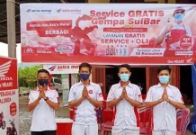 Tak Henti Membantu Warga Sulbar, Asmo Sulsel Beri Layanan Servis Gratis Tak Henti Membantu Warga Sulbar, Asmo Sulsel Beri Layanan Servis Gratis
