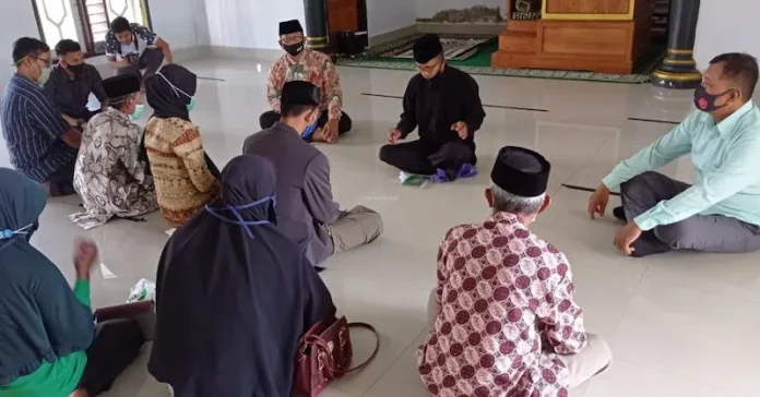 Tahanan Polres Bombana Ini Nikahi Kekasihnya di Kantor Polisi