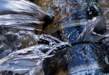 Pipa PDAM di Depan Masjid Al Kautsar Kendari Bocor Pipa PDAM di Depan Masjid Al Kautsar Kendari Bocor