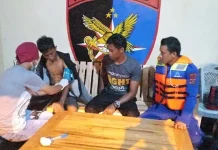 Dihantam Ombak, Dua Orang Selamat dari Kecelakaan Kapal di Buteng Dihantam Ombak, Dua Orang Selamat dari Kecelakaan Kapal di Buteng