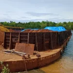 JPU Benarkan Tongkang Bermuatan Nikel yang Ditahan Lanal Kendari Berlayar dari Kabaena JPU Benarkan Tongkang Bermuatan Nikel yang Ditahan Lanal Kendari Berlayar dari Kabaena