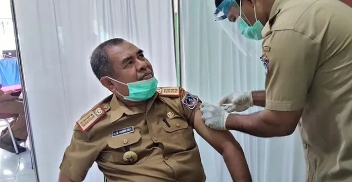 6 Pejabat Pemkab Mubar Terima Vaksin Covid-19 Kedua