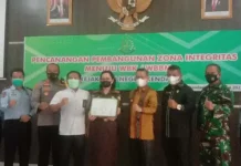 Kejari Kendari Canangkan Zona Integritas Wilayah Bebas Korupsi Kejari Kendari Canangkan Zona Integritas Wilayah Bebas Korupsi