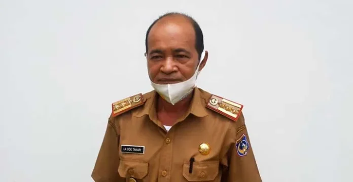 Kepala Dinas Sosial (Dinsos) Mubar, La Ode Takari