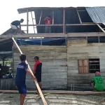 Tiga Rumah di Kolut Rusak Diterjang Angin Puting Beliung Tiga Rumah di Kolut Rusak Diterjang Angin Puting Beliung
