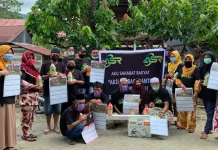 ASR Kolut Salurkan Mesin Babat Rumput ke Petani Kakao ASR Kolut Salurkan Mesin Babat Rumput ke Petani Kakao